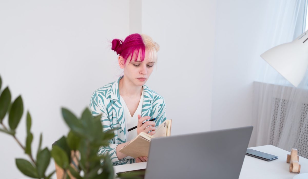 pink-haired-student-girl-2023-11-27-05-30-58-utc